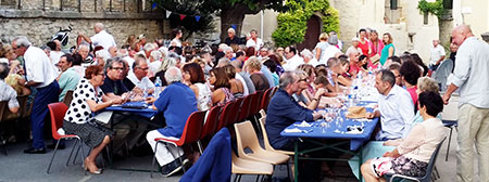 Soirée Bleu blanc rouge, fête nationale à Saint Maximin avec Groupe Triangle
