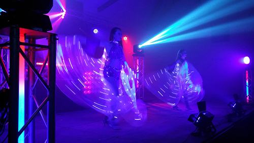 DJ Triangle animation fête votive avec danseuses coté de Pézenas.